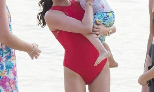 Mε τον 2χρονο γιο τους οικογενειακώς στα Barbados!