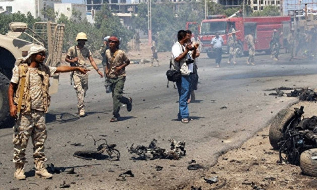 Νέο μακελειό στην Υεμένη: Τουλάχιστον 49 νεκροί από βομβιστική επίθεση (Vid)