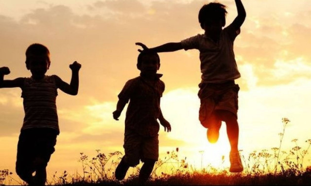 ΟΓΑ - Οικογενειακά επιδόματα: Ξεκινά η καταβολή της τέταρτης δόσης - Πότε θα «μπουν» τα χρήματα