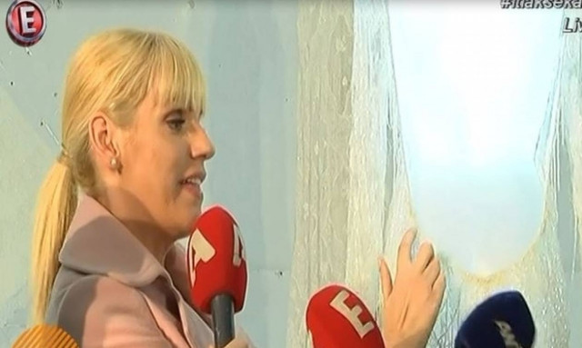 Η Σάσα Σταμάτη διαλέγει νυφικό και μιλά πρώτη φορά για τον αγαπημένο της