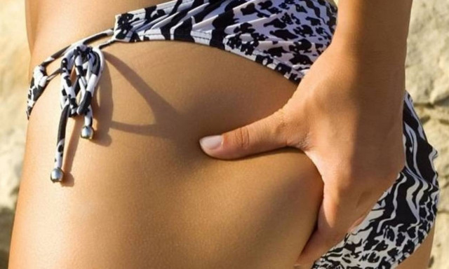 Έτσι θα απαλλαγείτε μια και καλή από τις ραγάδες – VIDEO