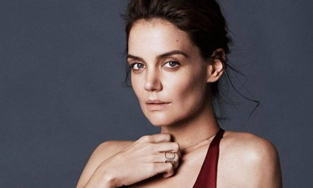 Μας ξεγέλασε: Η Katie Holmes γιόρτασε τα γενέθλιά της με τη Suri, αλλά η πραγματικότητα είναι άλλη