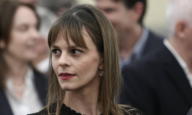 Μας «τρολάρει» η Αχτσιόγλου: Θέλουμε έντιμο συμβιβασμό, αλλά όχι «Μνημόνιο 4»