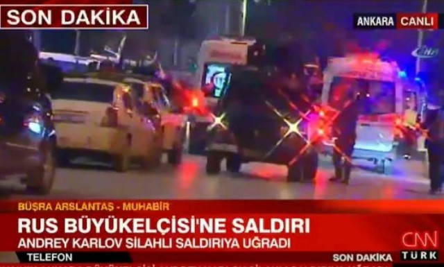 Νέοι πυροβολισμοί στο σημείο όπου πυροβόλησαν τον Ρώσο πρεσβευτή