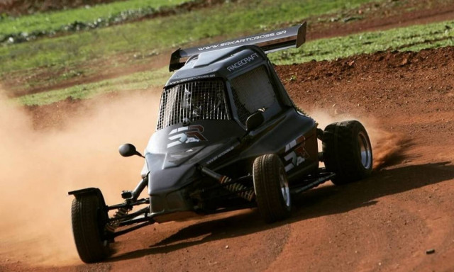 Μια βόλτα με το διασημότερο όχημα ράλι στην Ελλάδα