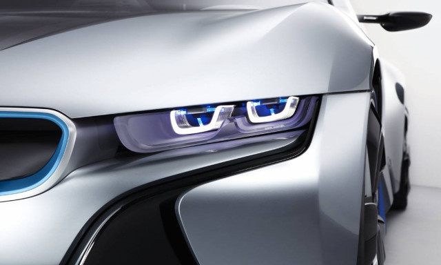 Νέα επαναστατική τεχνολογία φώτων μειώνει τα ατυχήματα