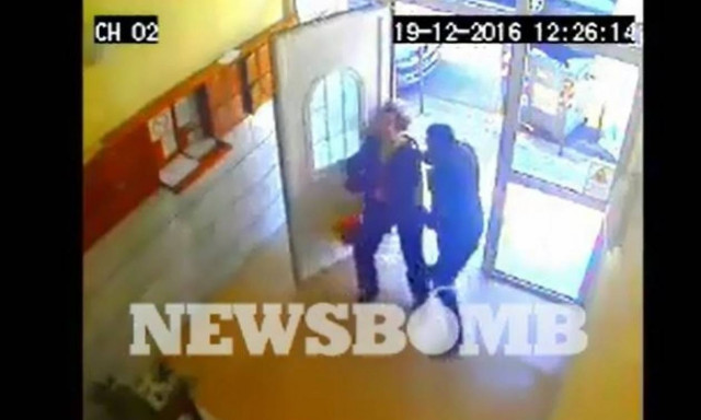 ΣΟΚ στην Αθήνα: Αδίστακτοι ληστές χτυπούν άγρια ηλικιωμένους μέρα – μεσημέρι (βίντεο - ντοκουμέντο)