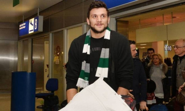 Τζεντίλε: «Θέλω να μείνω εδώ» (vids)