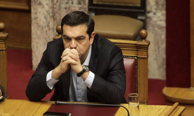 Θρίλερ με τις διαπραγματεύσεις – Έκθεση των δανειστών «αδειάζει» τον Τσίπρα