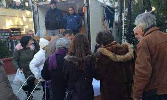 Δέματα Αγάπης σε 109 οικογένειες στη Νέα Ιωνία