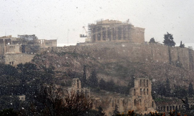 Όταν η Αθήνα είχε «πνιγεί» στο χιόνι το 1920 – Ρετρό φωτογραφίες από την κατάλευκη πρωτεύουσα