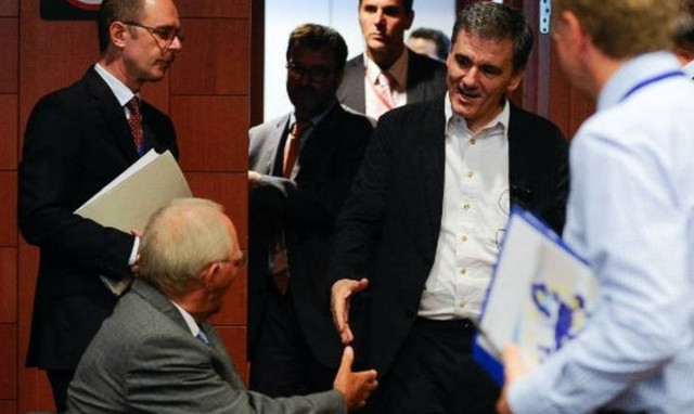 ΣΟΚ: Νέο «κούρεμα» συντάξεων λόγω των «δώρων» Τσίπρα ζητούν οι Ευρωπαίοι