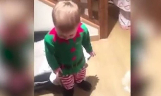 Μαγικό! Τα Χριστούγεννα μέσα από τα μάτια ενός παιδιού! (video)