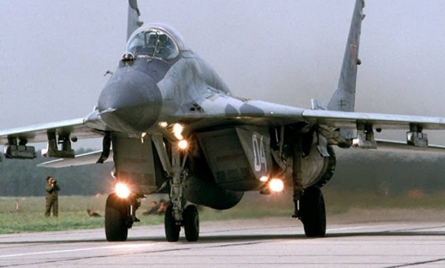 Η Ρωσία θα παραδώσει στη Σερβία έξι μαχητικά αεροσκάφη Mig 29