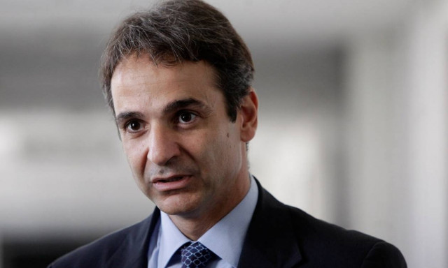 Συνάντηση Μητσοτάκη με την Επίτροπο Περιφερειακής Πολιτικής της Ευρωπαϊκής Ένωσης