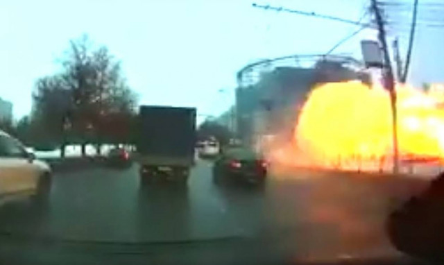 Συναγερμός στη Ρωσία: Έκρηξη στο μετρό της Μόσχας – Δείτε συγκλονιστικά βίντεο