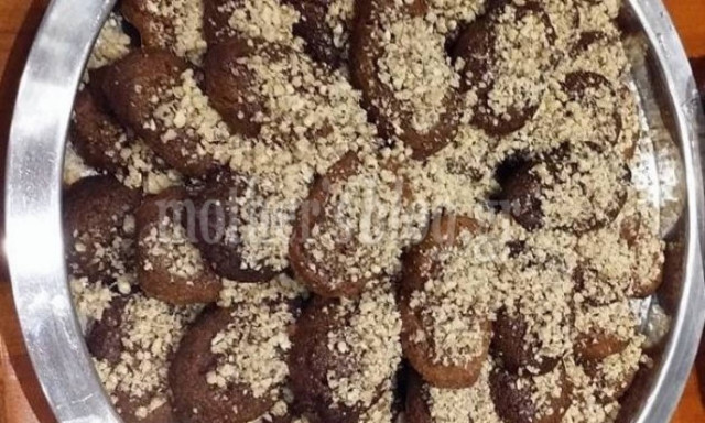 Μία πιο «υγιεινή» πρόταση για τα παραδοσιακά μελομακάρονα