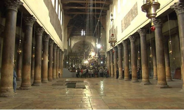 Το σπήλαιο της γέννησης του Θεανθρώπου πόλος έλξης για χιλιάδες επισκέπτες