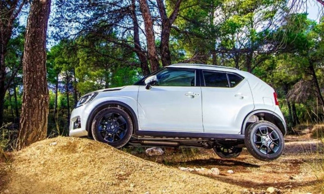 Το καινούργιο mini SUV Suzuki Ignis είναι και υβριδικό