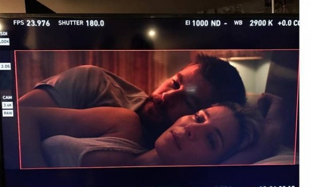 Ο Chris Hemsworth  και η Elsa Pataky μας ευχήθηκαν Καλά Χριστούγεννα με τον πιο γλυκό τρόπο