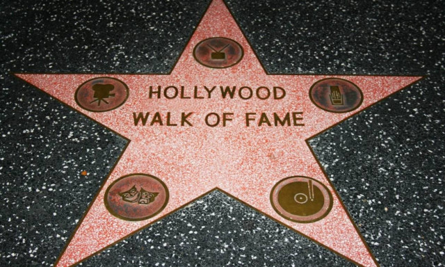 Χόλιγουντ: Η Λεωφόρος της Δόξας έχει πλέον 2.596 αστέρια. Ποιος διάσημος απέκτησε το τελευταίο;