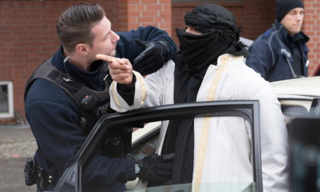 Τρομοκρατική επίθεση Βερολίνο: Σε τζιχαντιστικό τέμενος πριν το έγκλημα ο Τυνήσιος μακελάρης; (pics)