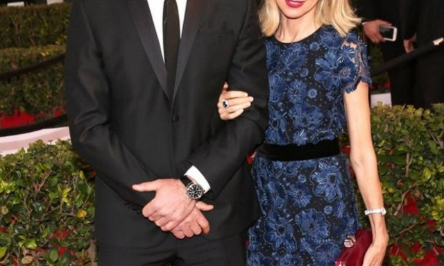 Χριστουγεννιάτικη επανασύνδεση: Το πρώην ζευγάρι είναι και πάλι μαζί!