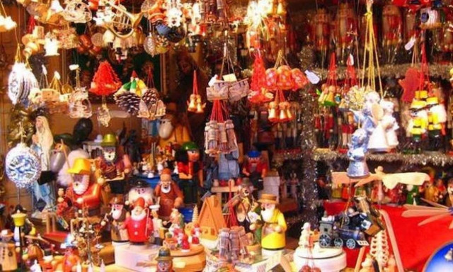 Εορταστικό ωράριο: Έτσι θα λειτουργήσουν τα καταστήματα έως την Πρωτοχρονιά