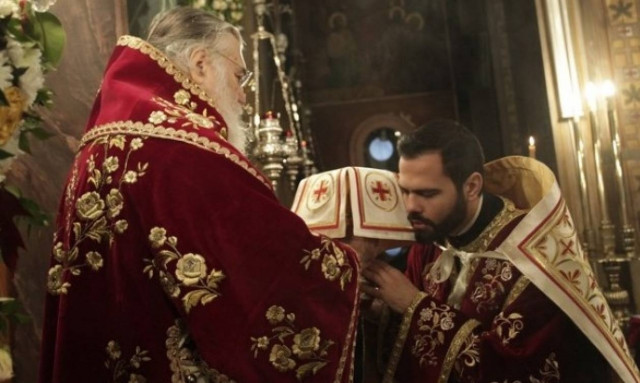 Λειτουργία στη Γέννηση του Χριστού στο ιστορικό κέντρο των Αθηνών