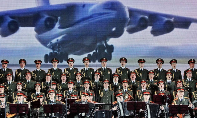 Αεροπορική τραγωδία στο Σότσι: Η επόμενη μέρα για τη Χορωδία του Κόκκινου Στρατού (Vids)