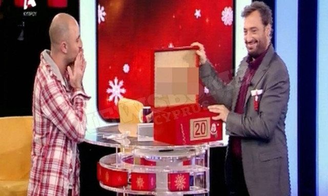 Έσπασαν καρδιές στο DEAL: Μάγκας ο Κύπριος - Πως έκανε ρόμπα τον τραπεζίτη και πόσα κέρδισε! (vid)