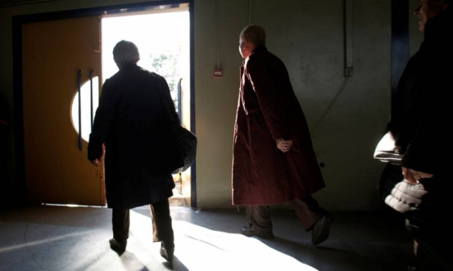 Καιρός: Θερμαινόμενες αίθουσες για τους άστεγους από το Δήμο Αθηναίων