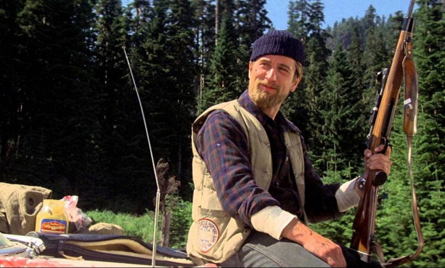 The Insta-Hunter: Όσα έμαθα σκρολάροντας για το κορίτσι της διπλανής πόρτας