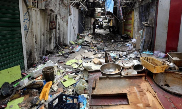 Iraq Baghdad: 28 dead as twin bombs rip through market