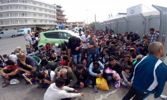 Βουλιάζουν τα νησιά του Β.Αιγαίου από εγκλωβισμένους πρόσφυγες