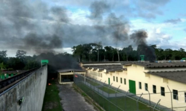 Βραζιλία: «Λουτρό» αίματος με 56 νεκρούς σε φυλακή - Ανθρωποκυνηγητό για τους φυγάδες (video)