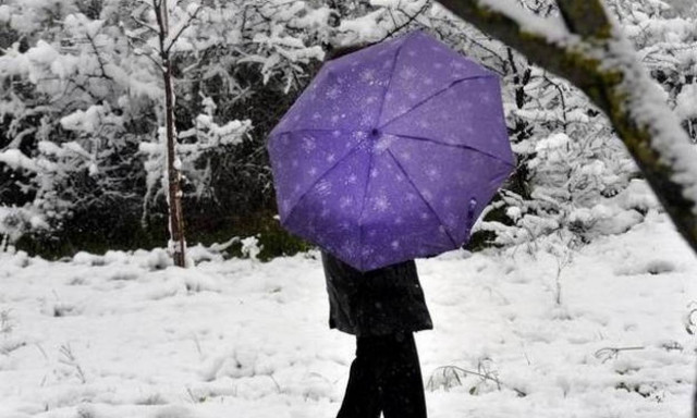 Καιρός: Μετεωρολογική «βόμβα» θα σκάσει σε λίγες ώρες - Ποιες περιοχές θα θαφτούν στο χιόνι