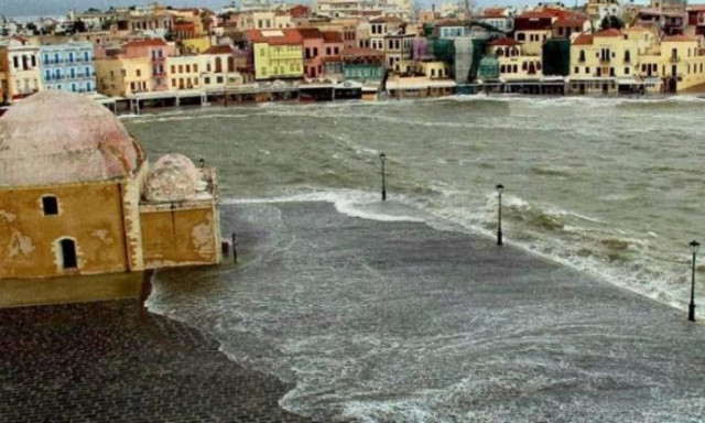 Το παλιό λιμάνι των Χανίων όπως… δεν το έχετε ξαναδεί! (photo)