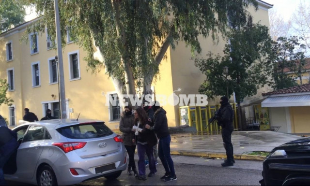 «Είμαι μέλος του Επαναστατικού Αγώνα», παραδέχτηκε η 25χρονη συνεργός της Ρούπα (pic)