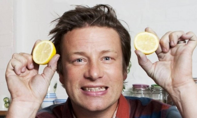 Ο Τζέιμι Όλιβερ κλείνει τα εστιατόριά του λόγω Brexit!