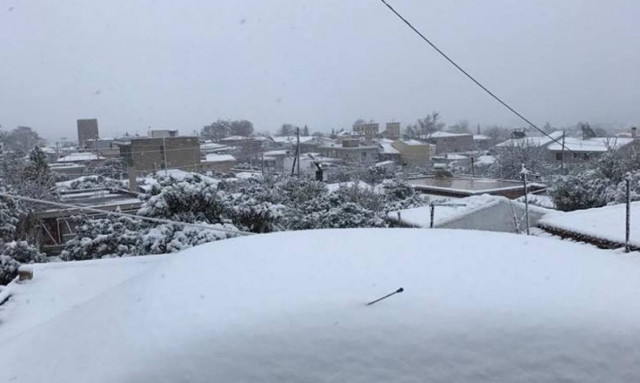 Καιρός LIVE: Συγκλονιστικές φωτογραφίες και βίντεο αναγνωστών του Newsbomb.gr από τα χιόνια