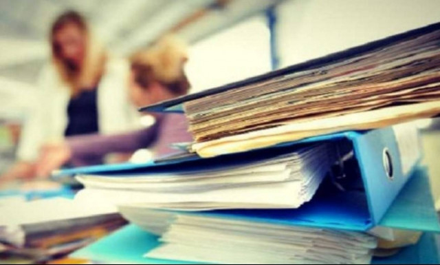 Στη Βουλή ο εξωδικαστικός συμβιβασμός - Ποιούς αφορά, η διαδικασία ένταξης