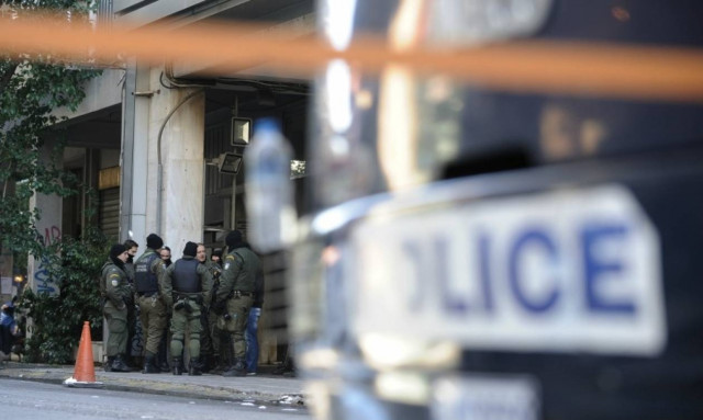 Επίθεση Γραφεία ΠΑΣΟΚ: Στο «μικροσκόπιο» της Αντιτρομοκρατικής το αιματηρό χτύπημα (pics + vid)