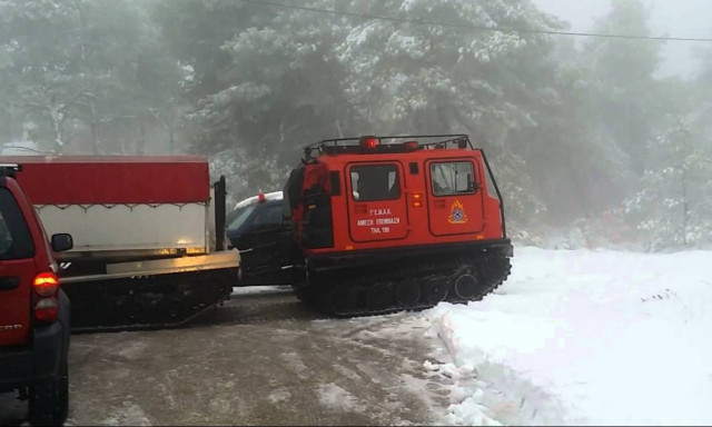 Κύμη: Μετέφεραν με ερπυστριοφόρο άρρωστο βρέφος
