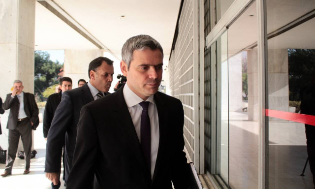 Καραγκούνης - ΝΔ: Η διαπραγμάτευση της κυβέρνησης μας έφτασε στο «μπρος γκρεμός και πίσω ρέμα»