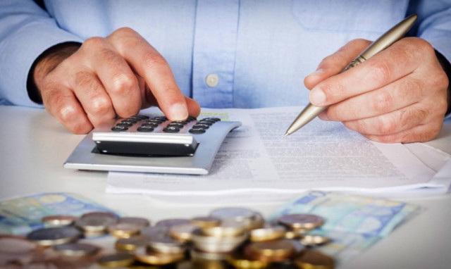 Σοκ: Έρχονται πλειστηριασμοί και κατασχέσεις για χρέη κάτω των 5.000 ευρώ στα Ταμεία