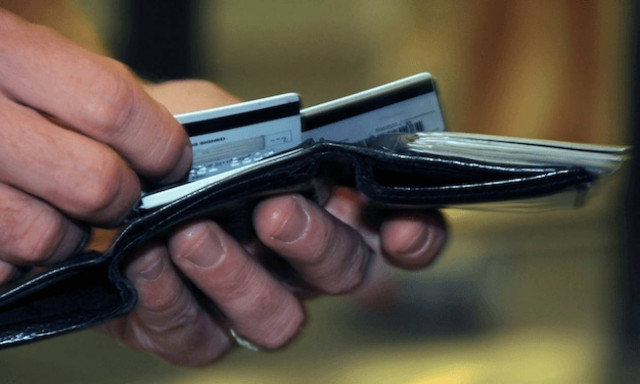 Αλλάζουν όλα στις συναλλαγές με κάρτα