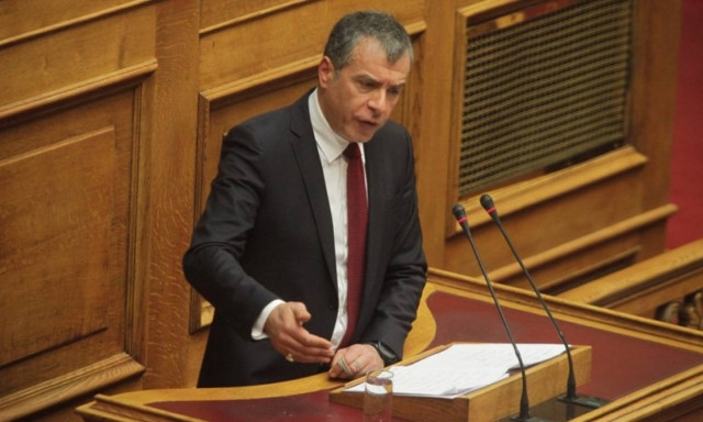 Θεοδωράκης: Κυβερνητική επέλαση στα ΜΜΕ