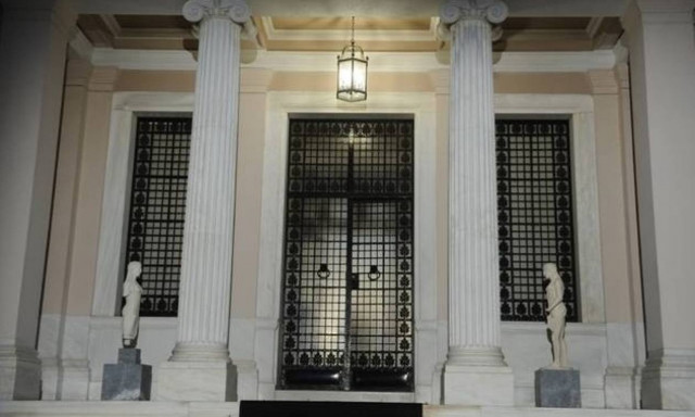 Η κυβέρνηση απαντά ειρωνικά στον Πολ Τόμσεν για την ανεργία