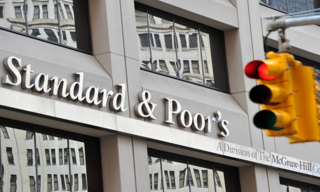Standard and Poor΄s: Επιβεβαίωσε το σταθερό αξιόχρεο της Ελλάδας